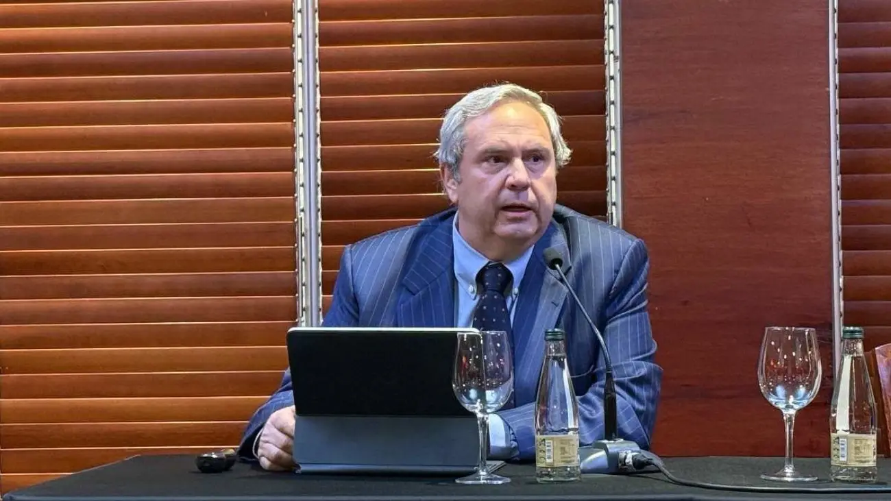 BHP presenta hoja de ruta de inversiones por más de US$ 17 billones en Chile BHP presenta hoja de ruta de inversiones por más de US$ 17 billones en Chile