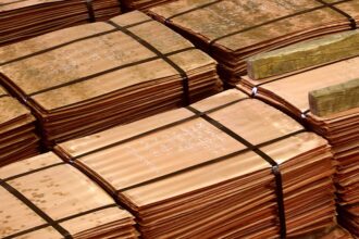 Convocan a Expertos para Estimar Precio del Cobre en el Presupuesto 2026