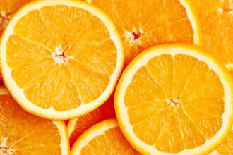 Descubre los beneficios de la vitamina C para una piel radiante