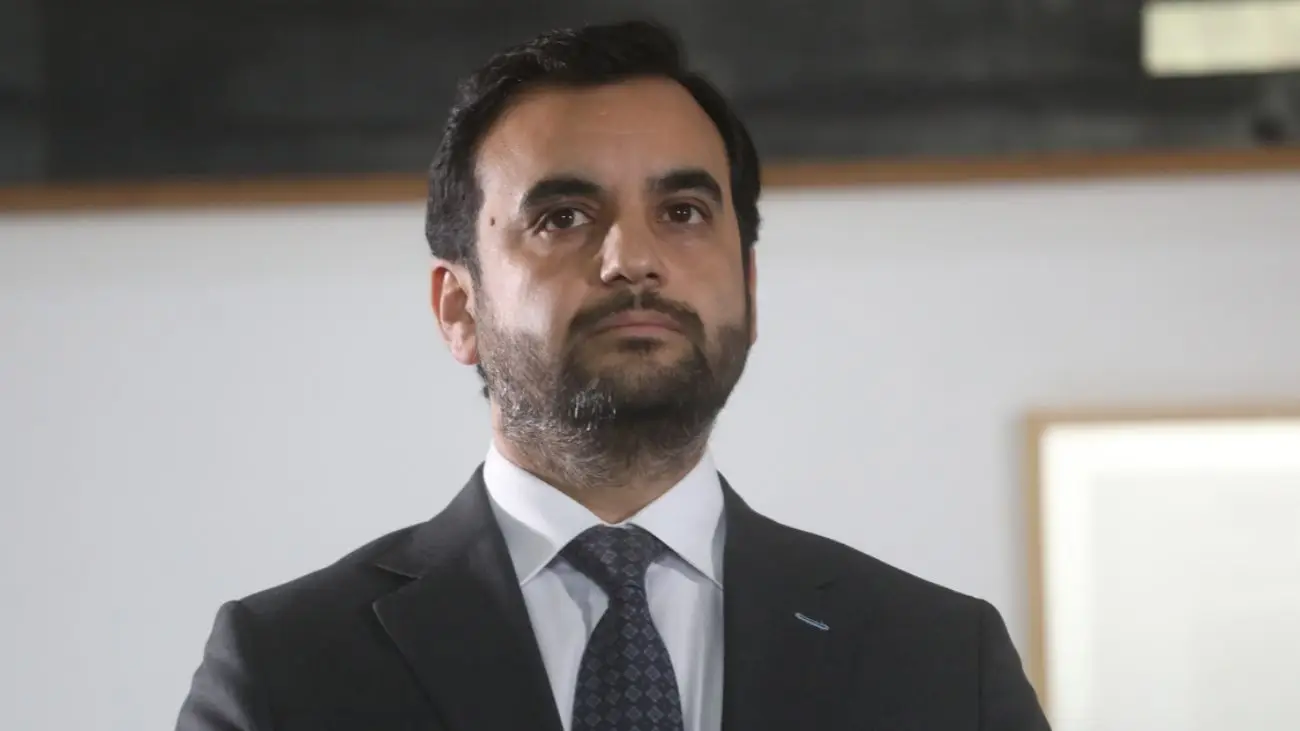 Posible acusación constitucional contra ministro Gajardo por liberación de sicario Posible acusación constitucional contra ministro Gajardo por liberación de sicario
