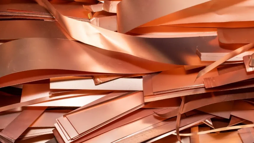 Impacto de aranceles en cadena de suministro de cobre: importadores recortan pedidos