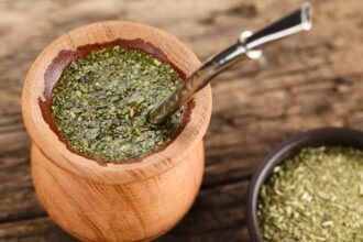 Todo sobre la yerba mate: origen, beneficios y efectos secundarios