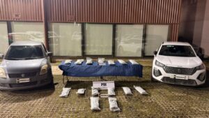 Incautan 16 kilos de marihuana valuados en $100 millones: dos detenidos