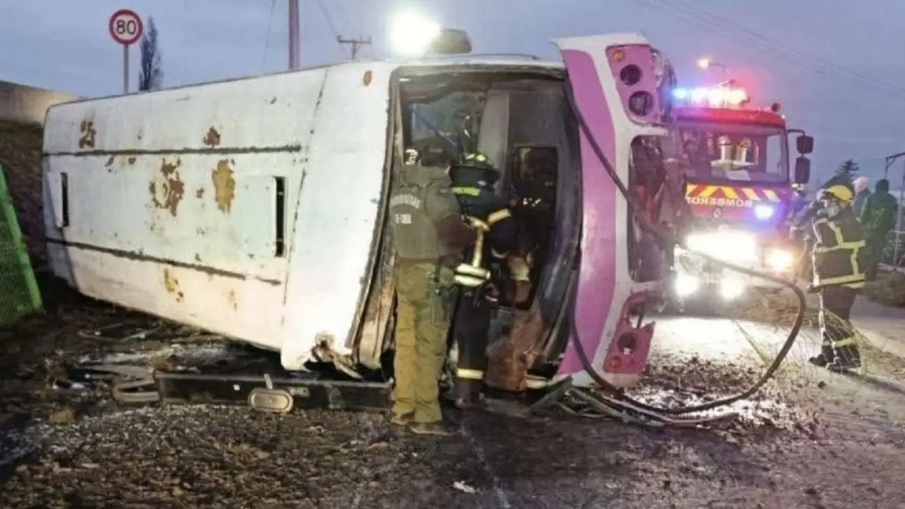 Trágico accidente en Arauco: un fallecido y ocho heridos graves
