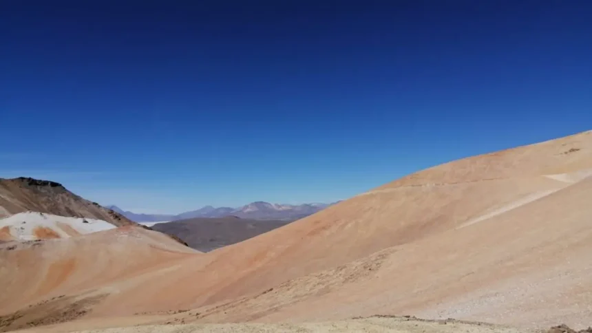 Andex Minerals Chile invertirá US$18 millones en proyecto de exploración minera - Champagne