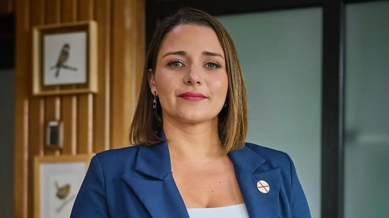 Alcaldesa de Valdivia exige claridad al Gobierno por proyecto Puente Cochrane Alcaldesa de Valdivia exige claridad al Gobierno por proyecto Puente Cochrane