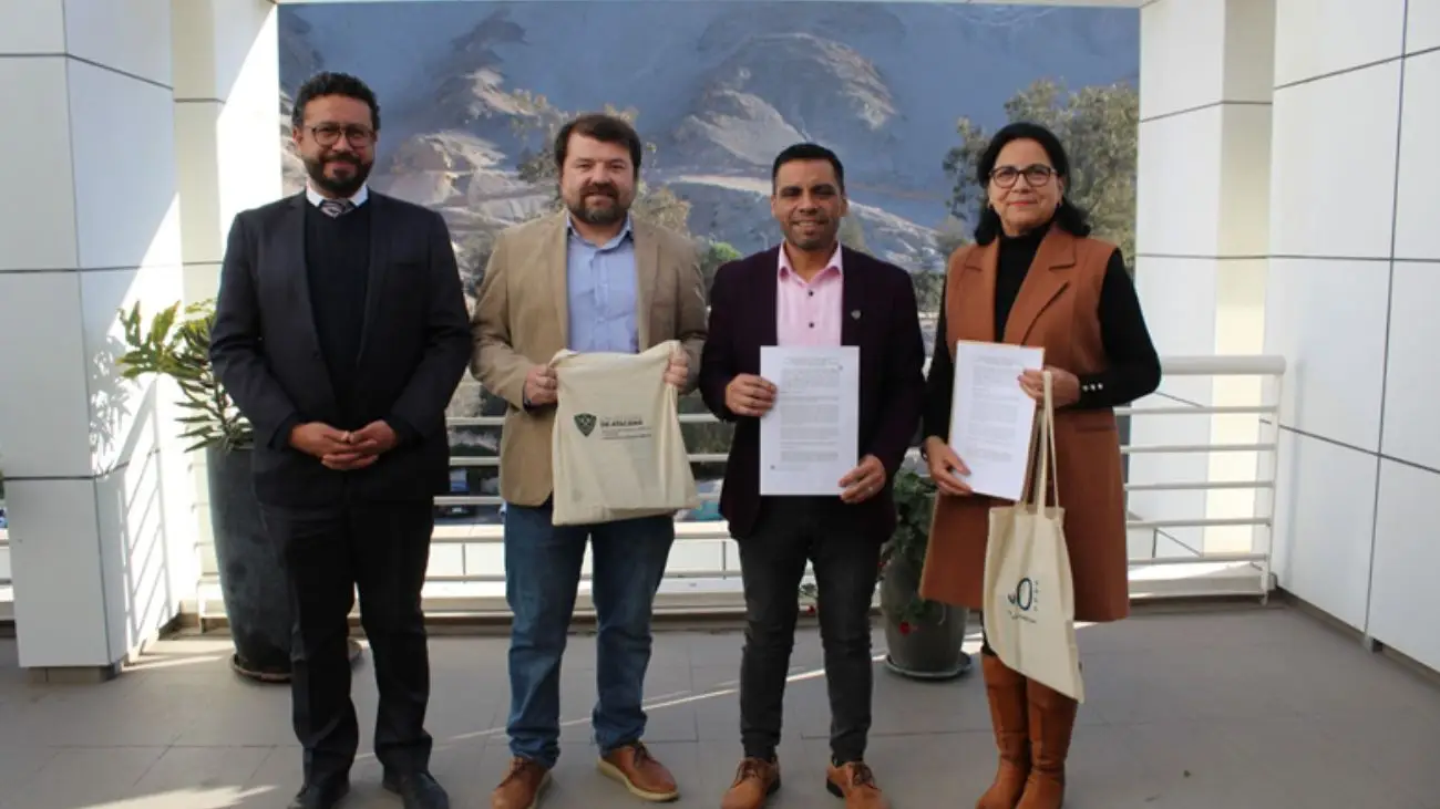 Firman convenio para pasantías en derecho administrativo y ambiental en Atacama Firman convenio para pasantías en derecho administrativo y ambiental en Atacama