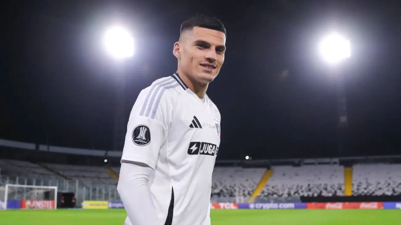 Lucas Cepeda pide perdón por gestos obscenos en Superclásico Colo Colo - U Lucas Cepeda pide perdón por gestos obscenos en Superclásico Colo Colo - U