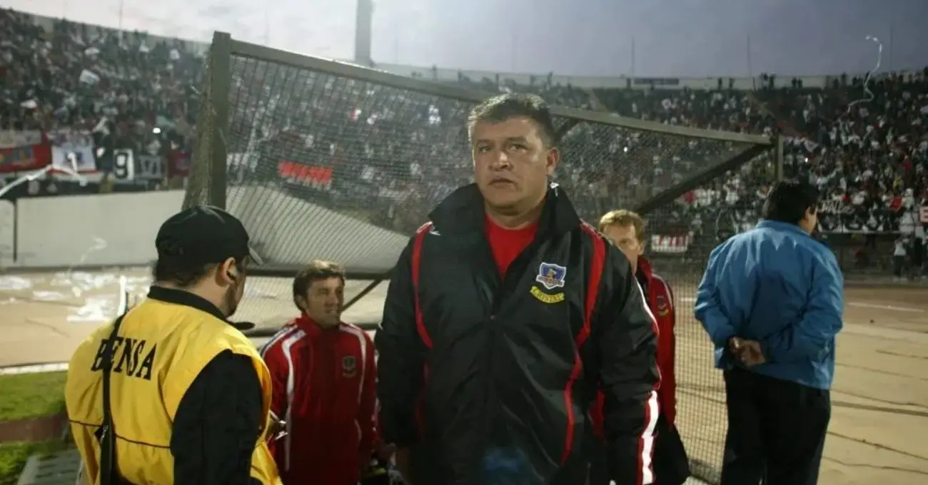 Claudio Borghi y sus condiciones para reemplazar a Jorge Almirón en Colo Colo Claudio Borghi y sus condiciones para reemplazar a Jorge Almirón en Colo Colo