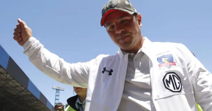 Héctor Tapia recibe su primera buena noticia antes de iniciar interinato en Colo Colo