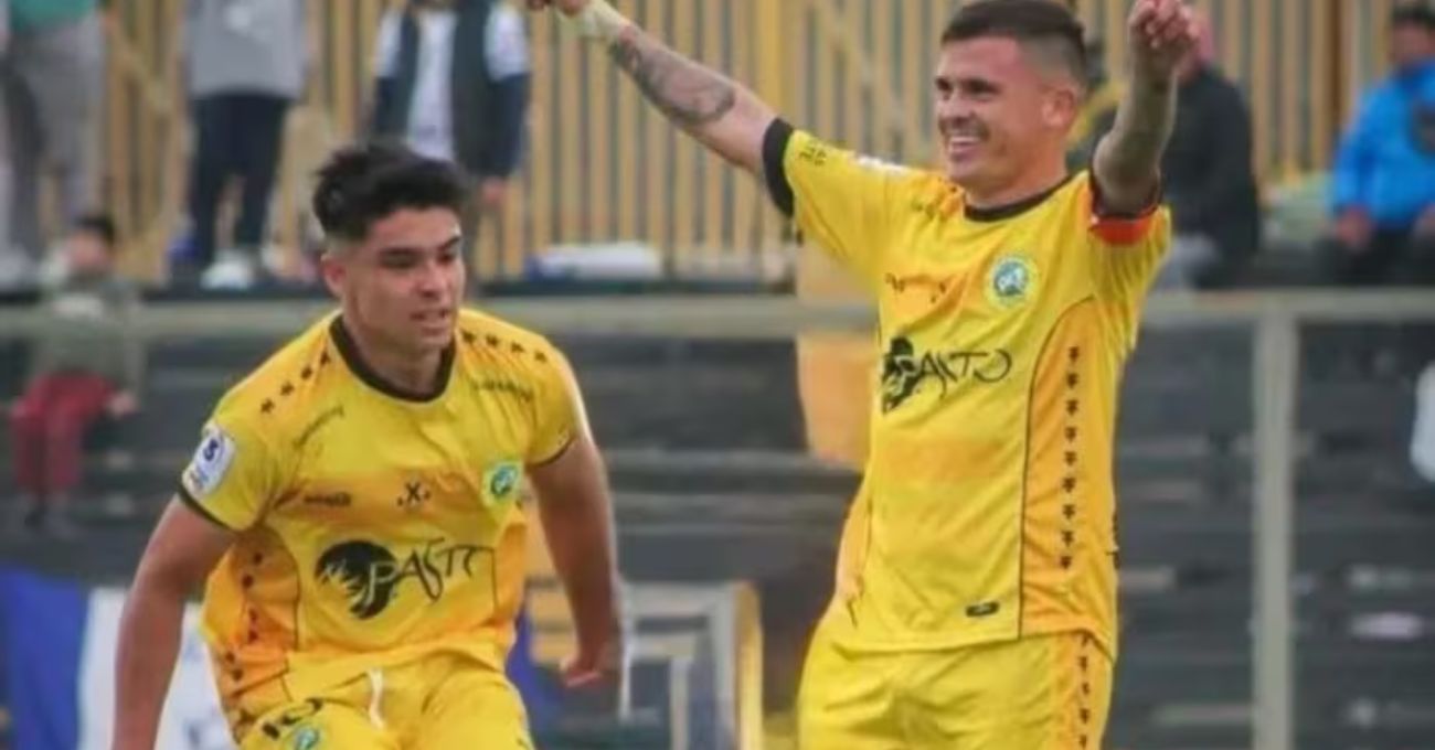 Lautaro de Buin retira la camiseta número 15 en memoria de Bastián Farías Lautaro de Buin retira la camiseta número 15 en memoria de Bastián Farías