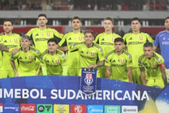 Plantel de Universidad de Chile se pronuncia tras incidentes en Avellaneda: "La vida de los hinchas es lo primero"