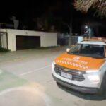 Violento asalto en Lo Barnechea: delincuentes golpearon al dueño y huyeron con su auto