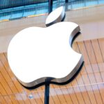 Autores demandan a Apple por utilizar libros en inteligencia artificial