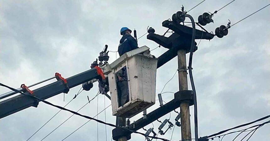 Cortes de luz programados en 12 comunas de la Región Metropolitana este miércoles 24 de septiembre