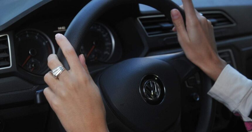 Guía paso a paso para obtener y limpiar tu hoja de vida del conductor y eliminar las infracciones de tránsito