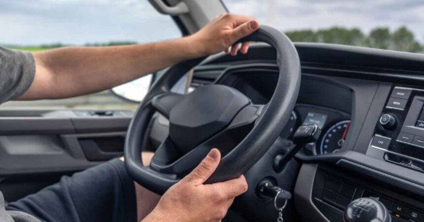 Obtén tu licencia de conducir profesional con cursos gratuitos del Sence: Descubre cómo postular