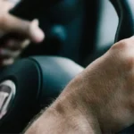 Cómo postular a los cursos gratuitos de conducción del Sence para obtener la licencia profesional clase A3