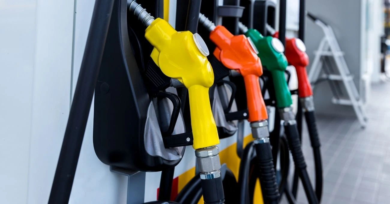 Estabilidad en precios de combustibles esta semana, solo kerosene registra baja de $20 según informe de Enap Estabilidad en precios de combustibles esta semana, solo kerosene registra baja de $20 según informe de Enap