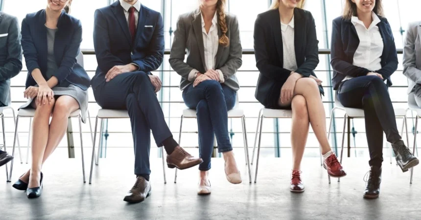 Carreras universitarias con mayor empleabilidad e ingresos para 2026 según plataforma 'Mi Futuro'