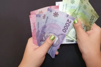 Descubre los 3 beneficios monetarios que el Estado ofrece a desempleados: requisitos y cómo solicitarlos