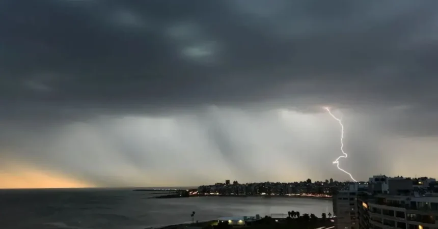 Ciclón extratropical impactará Ñuble, Los Ríos, Bío Bío y La Araucanía este fin de semana: pronóstico de lluvia y viento