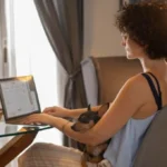 Capacítate de manera gratuita en tecnología con el programa Talento Digital Reinvéntate de Sence si estás sin empleo