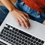 Caja Los Andes ofrece amplia gama de cursos gratuitos en alianza con la Universidad de Chile y otras instituciones