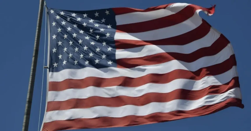 Aumento en el permiso ESTA: Los viajeros chilenos deberán pagar más para entrar a Estados Unidos