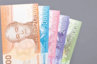 Detalles del Aguinaldo Navideño 2025 en Chile: Quiénes son los beneficiarios, fechas de pago y montos esperados