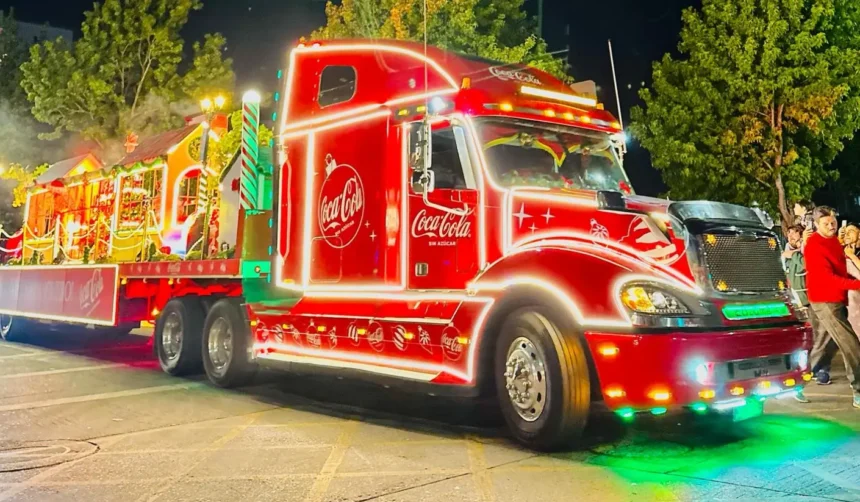 Coca Cola Zero Azúcar lleva su Caravana Navideña a La Reina el 13 de diciembre: conoce el recorrido y actividades