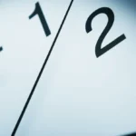 Descubre cuándo será el primer cambio de horario en Chile para el 2026