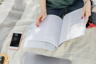 Revelan las 10 carreras universitarias con mayor empleabilidad en Chile para ayudar a los estudiantes a decidir qué estudiar en 2026