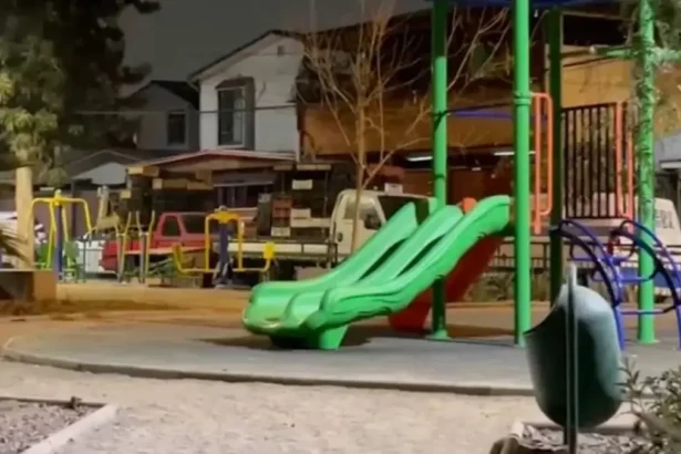 Adolescente de 16 años apuñalada en Renca tras riña entre menores