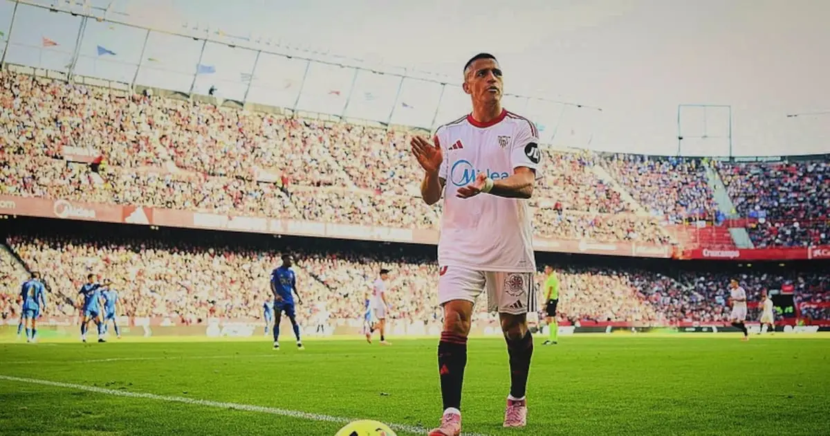 Alexis Sánchez podría continuar en el Sevilla bajo nuevas condiciones