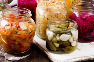 Alimentos fermentados: ¿realmente mejoran la salud intestinal y cómo pueden afectar tu bienestar?