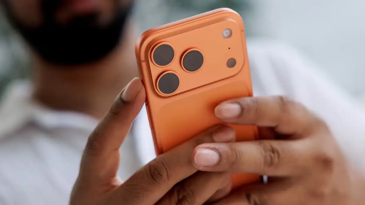 Apple presenta color ‘Cereza Oscuro’ para el iPhone 18 Pro Apple presenta color ‘Cereza Oscuro’ para el iPhone 18 Pro