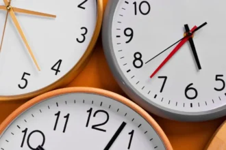 Cambio de hora en Chile: Fin del horario de invierno será el 5 de septiembre