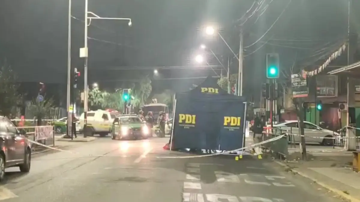 Ciclista asesina a hombre tras discusión en paradero de Pedro Aguirre Cerda Ciclista asesina a hombre tras discusión en paradero de Pedro Aguirre Cerda