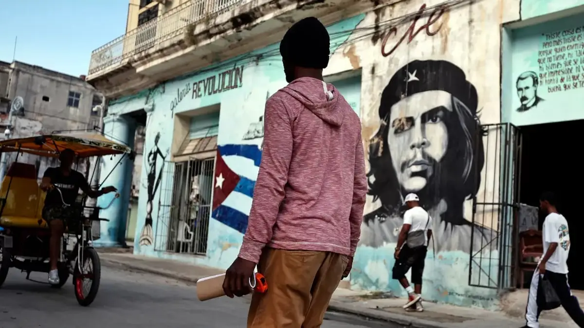 Cuba inicia una serie de reformas económicas clave para su futuro ante desafíos internacionales