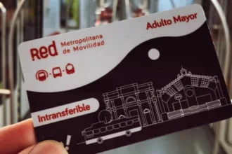 Descubre cómo la Tarjeta Bip! Adulto Mayor puede reducir tus gastos en transporte