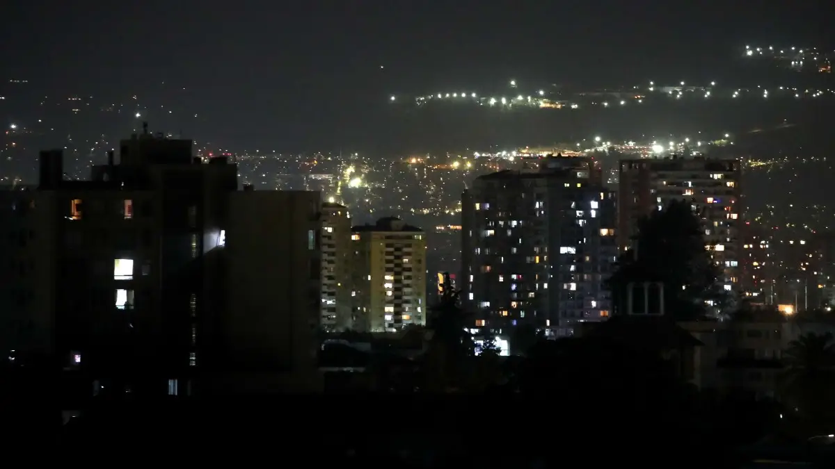 Enel anuncia cortes programados de luz de hasta 8 horas en Santiago