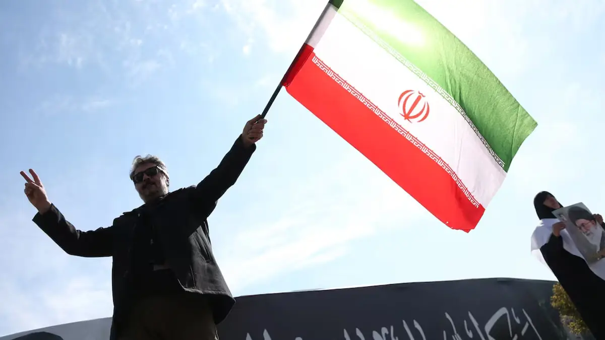Estados Unidos y Irán firman acuerdo de paz con mediación de Pakistán