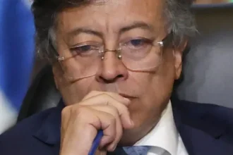 Gobierno colombiano desestima suspensión provisional de Gustavo Petro