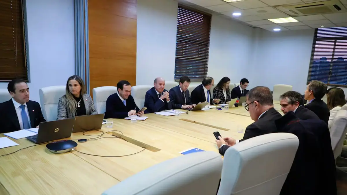 Hacienda y alcaldes no logran acuerdo sobre reducción de contribuciones a adultos mayores Hacienda y alcaldes no logran acuerdo sobre reducción de contribuciones a adultos mayores