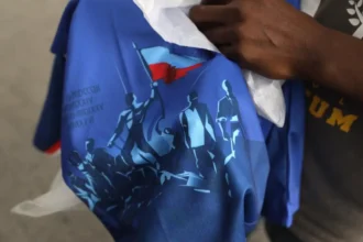 Haití modifica el diseño de su camiseta para el Mundial 2026 tras objeción de la FIFA