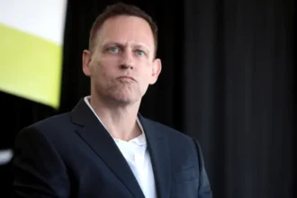 Kast se reúne con Peter Thiel en La Moneda y la falta de transparencia genera polémica