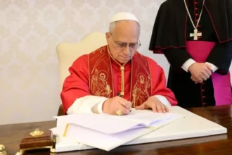 La encíclica "Magnifica Humanitas" del papa León XIV se agota rápidamente en librerías
