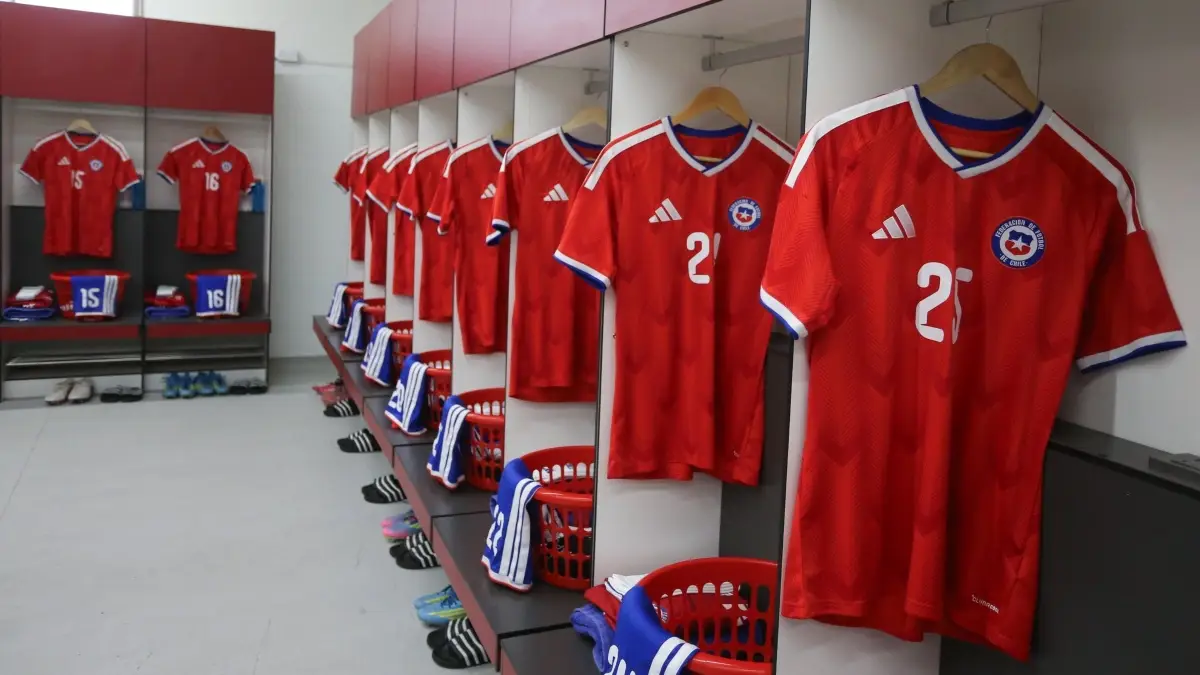 La Roja cambiaría de marca deportiva de cara al Mundial 2030 La Roja cambiaría de marca deportiva de cara al Mundial 2030