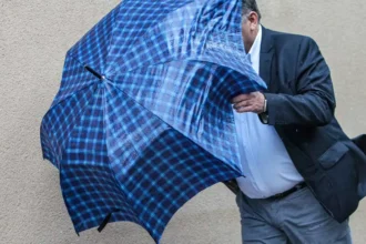 Meteorología alerta por rachas de viento de hasta 80 km/h en 9 regiones de Chile